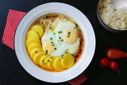Meat and eggs, tofu