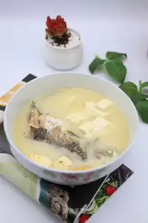 Squidfish, tofu soup