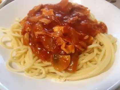 Bacon chicken tomato pasta