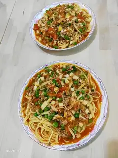 Tomato sauce pasta