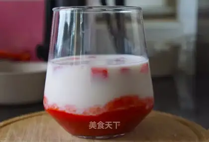 Strawberry milk