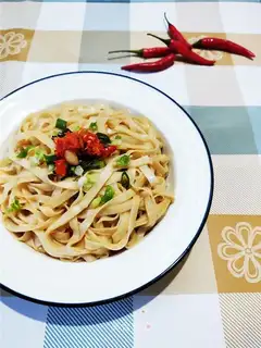 Onion noodles