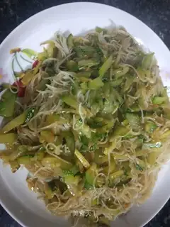 Pumpkin noodles