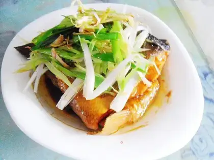 Cream oil, salty fish