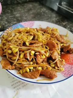 Bean sprouts