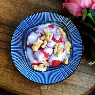 Strawberry yogurt