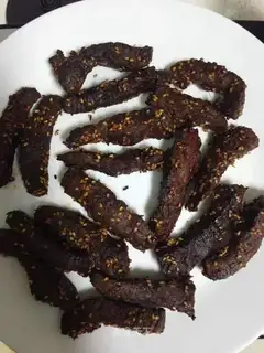 Roasted beef jerky