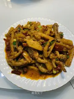 Spicy chicken claws