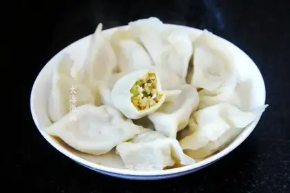 Celery cabbage pork dumplings