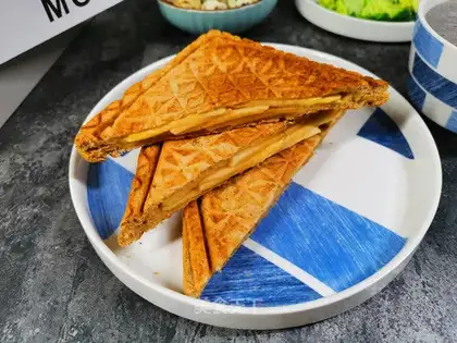 Apple sandwich
