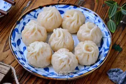 Salted egg oatmeal buns