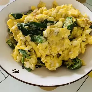 Eggs and aces