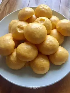 Pumpkin buns