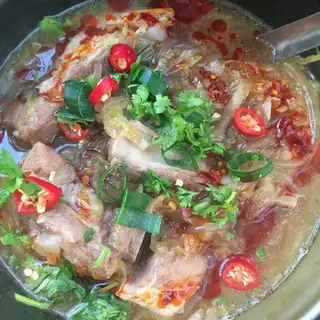 Cream sour stew ribs