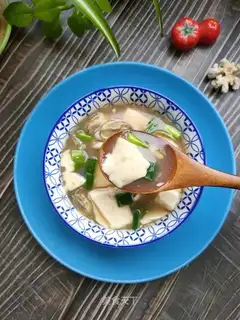 Sea storks burn tofu
