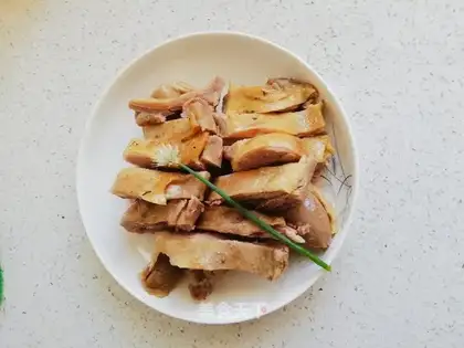 Homemade salt duck legs