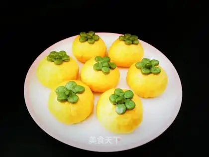 Pumpkin buns