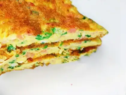Onion ham fried eggs