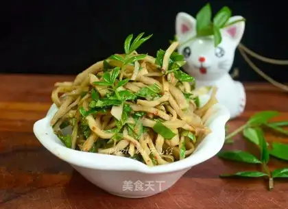 A mustard sprouts