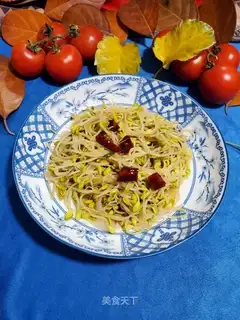 Hot pepper sprouts