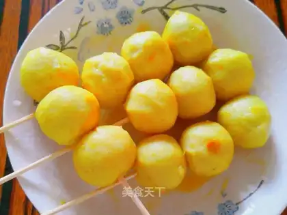 Curry fishballs