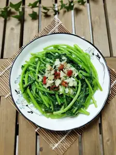 Garlic artemisinin