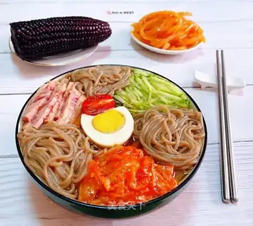 Cream noodles