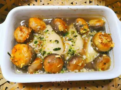 Mushroom chicken wings