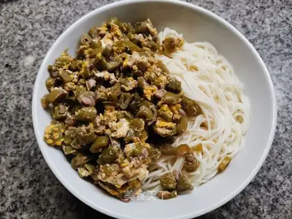 Soybeans for noodles