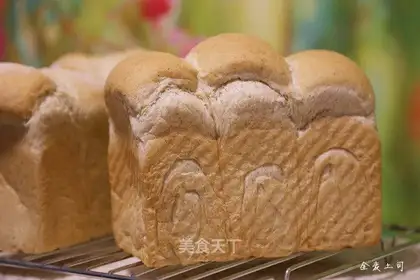 All-sherry toast