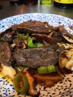Mushroom beef