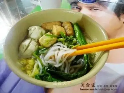 fish ball rice noodles