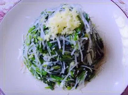vermicelli spinach tower 