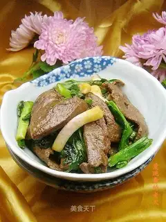 stir-fried mutton liver with green garlic