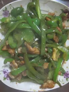 stir-fried pork with green pepper