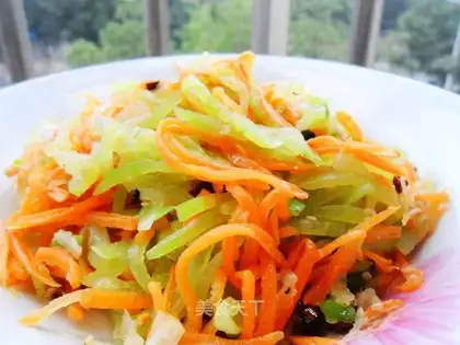 Crispy and stir-fried double shredded silk