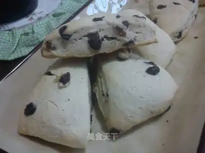 raisin scone
