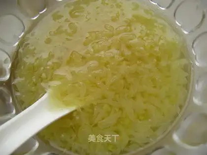 grapefruit sugar water