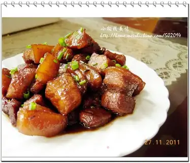 Home-cooked braised pork