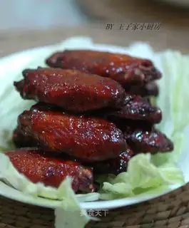 Roasted wings with honey sauce
