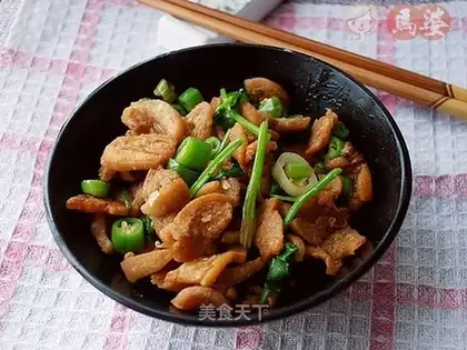 spicy stir-fried oil residue