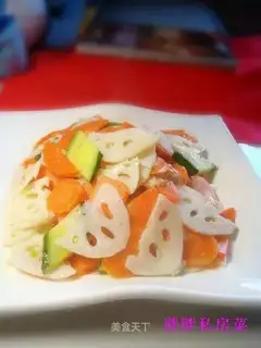 stir-fried lotus root and carrot slices