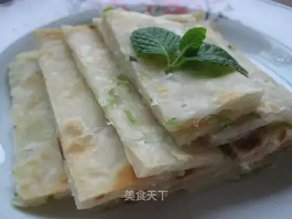 Thousand layer onion cake