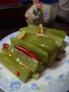 Cold mixed bamboo shoots