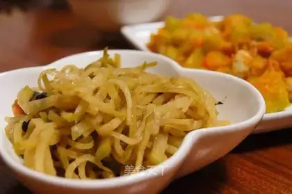 Flavor shredded radish