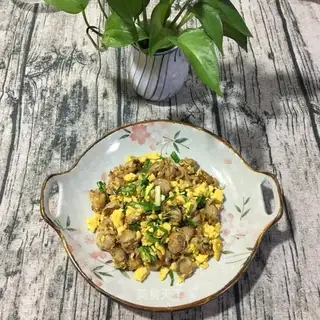 Onion eggs fried scallops
