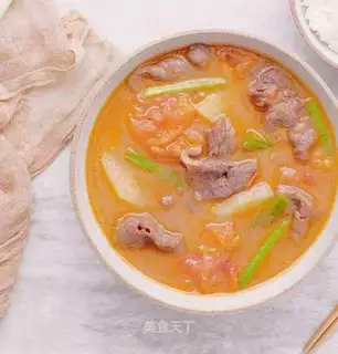 Tomato fat cow soup