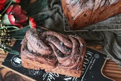 Chocolate toast in snow