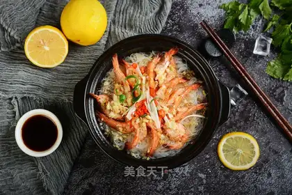 A garlic fan with a shrimp back