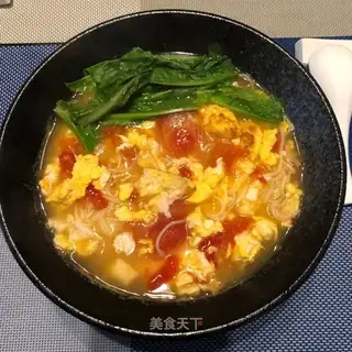 Tomato omelet noodles